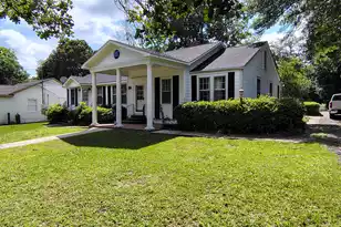 406 Thames St, Manning, SC 29102 - Photo 14