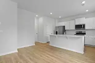 1064 Mulligan Dr, Manning, SC 29102 - Photo 8