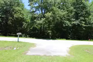 131 Gloverville Ln, Round O, SC 29474 - Photo 2