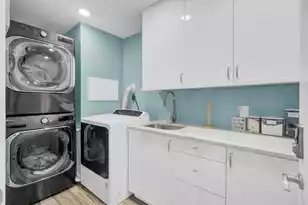 208 Sumter Ave, Summerville, SC 29483 - Photo 186