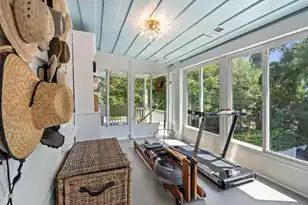 107 Bennett St, Mount Pleasant, SC 29464 - Photo 68