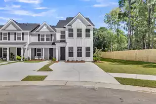 813 Alma Sq Dr, Moncks Corner, SC 29461 - Photo 2