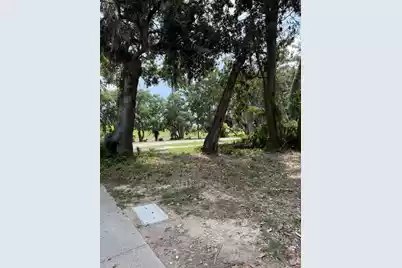 16 Haven W, Beaufort, SC 29906 - Photo 2