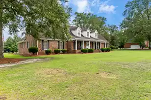 943 Spring Hill Ln, Orangeburg, SC 29118 - Photo 2