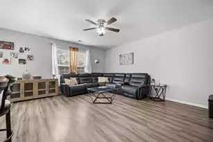 990 Augustine Ct, Summerville, SC 29483 - Photo 4