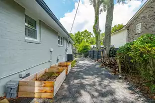 460 Trapier Dr, Charleston, SC 29412 - Photo 58