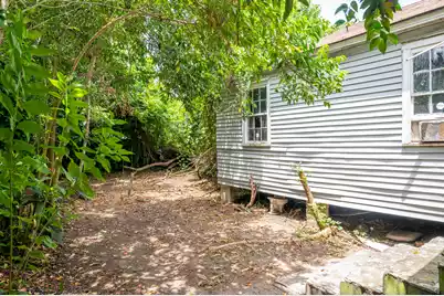 12 Poinsett Street, Charleston, SC 29403 - Photo 4