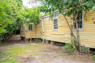 12 Poinsett Street, Charleston, SC 29403 - Photo 2