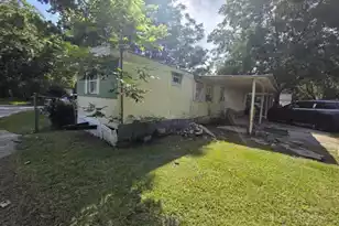 925 Chitwood St, Orangeburg, SC 29115 - Photo 2