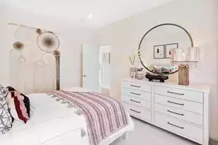 1684 Siloh Dr, Mount Pleasant, SC 29466 - Photo 14