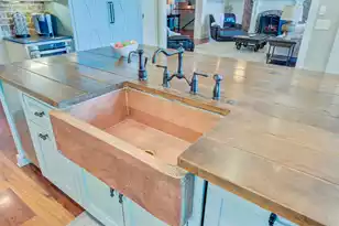 2196 Beckenham Dr, Mount Pleasant, SC 29466 - Photo 24