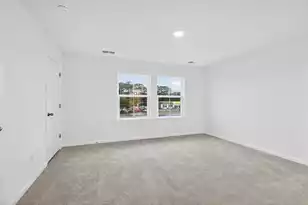 4633 Forest Hills Dr, North Charleston, SC 29418 - Photo 10