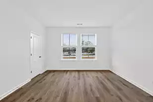 4633 Forest Hills Dr, North Charleston, SC 29418 - Photo 12