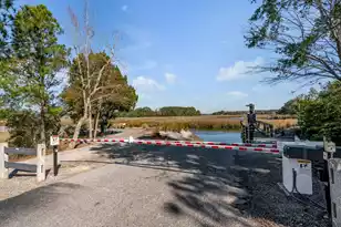 301 Longshore St, Charleston, SC 29492 - Photo 102