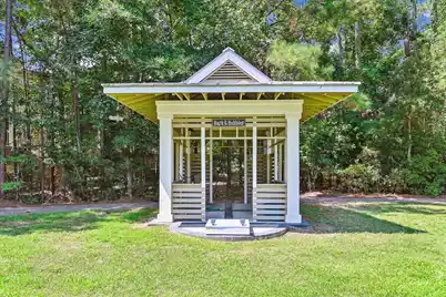1416 Basildon Road, Mount Pleasant, SC 29466 - Photo 32