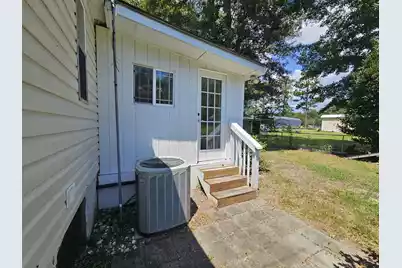 1075 Mockingbird Lane, Manning, SC 29102 - Photo 6