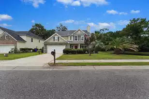 2014 Chilhowee Dr, Johns Island, SC 29455 - Photo 2