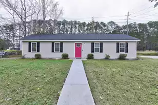 127 Fripp Ln, Summerville, SC 29483 - Photo 1