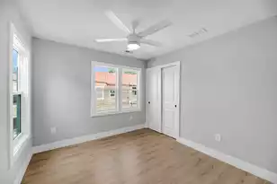 65 Simons St, Charleston, SC 29403 - Photo 16