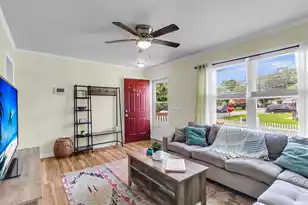 916 Hillsboro Dr, Charleston, SC 29407 - Photo 8