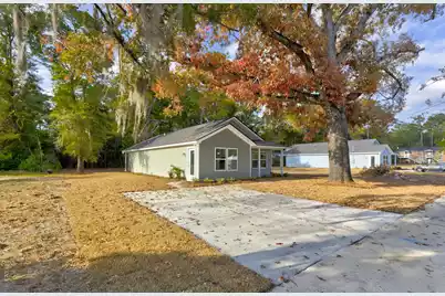 911 Lemacks Street N, Walterboro, SC 29488 - Photo 4