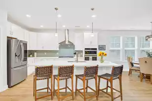 608 Pointe Blvd S, Summerville, SC 29483 - Photo 8