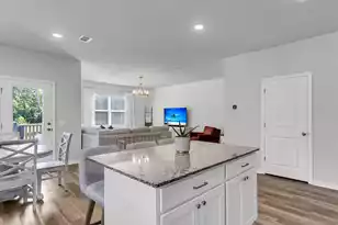 259 Bradford Pointe Dr W, Summerville, SC 29486 - Photo 12