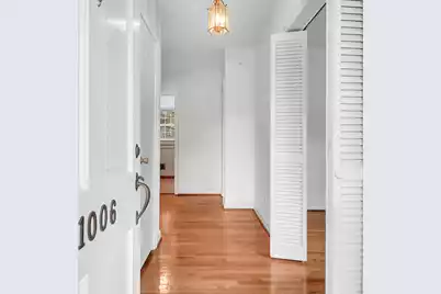 1006 Lakeview Drive, Mount Pleasant, SC 29464 - Photo 2