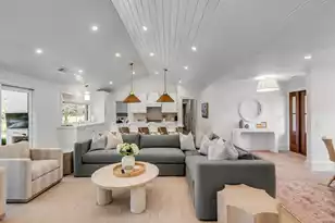 690 Pelzer Dr, Mount Pleasant, SC 29464 - Photo 18