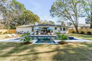 690 Pelzer Dr, Mount Pleasant, SC 29464 - Photo 84