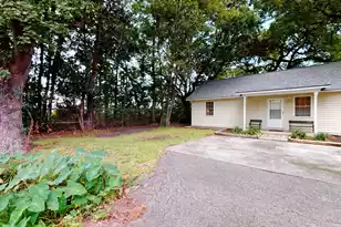 2677 Louise Dr, North Charleston, SC 29405 - Photo 42