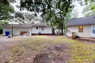2677 Louise Dr, North Charleston, SC 29405 - Photo 44