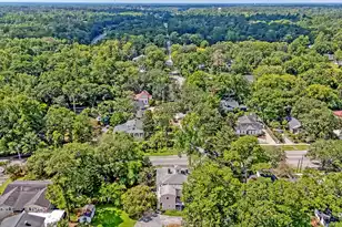 301 Richardson Ave E, Summerville, SC 29483 - Photo 66