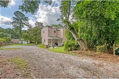 301 Richardson Avenue E, Summerville, SC 29483 - Photo 84