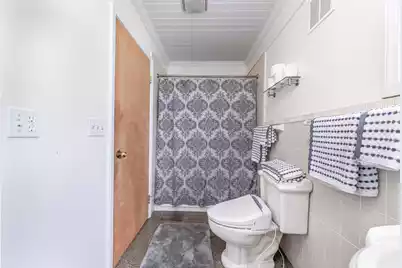 319 Hampton Street E, Elloree, SC 29047 - Photo 20