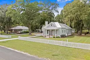 1812 Gordon Rd, Summerton, SC 29148 - Photo 4