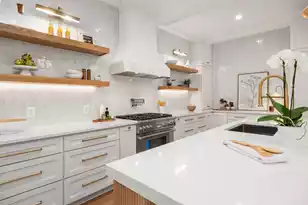 727 McCants Dr, Mount Pleasant, SC 29464 - Photo 20