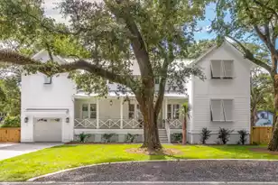 727 McCants Dr, Mount Pleasant, SC 29464 - Photo 2