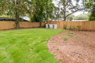 727 McCants Dr, Mount Pleasant, SC 29464 - Photo 84