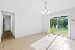 306 Brailsford Blvd, Summerville, SC 29485 - Photo 8