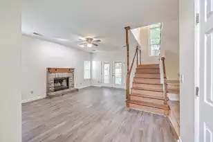 1941 Oak Tree Ln, Mount Pleasant, SC 29464 - Photo 10