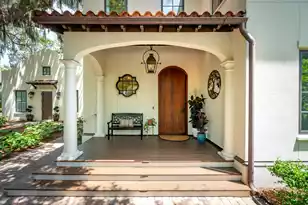 134 3rd Ave, Mount Pleasant, SC 29464 - Photo 4