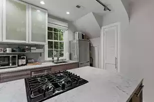 17 Water St, Charleston, SC 29401 - Photo 32