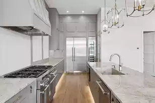 4 Exchange St, Charleston, SC 29401 - Photo 14