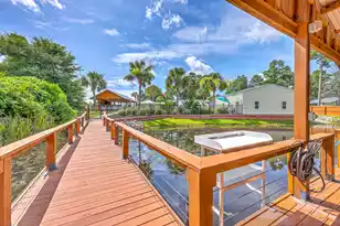 126 Fire Ln, Cross, SC 29436 - Photo 8