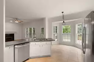 1340 Woodlock Rd, Mount Pleasant, SC 29464 - Photo 12