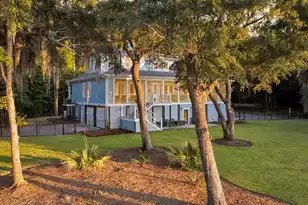 1358 Polly Point Rd, Wadmalaw Island, SC 29487 - Photo 8