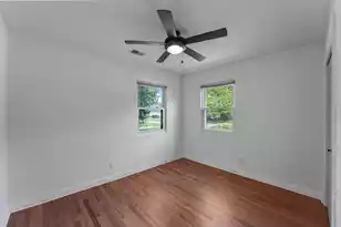 1749 Lady Ashley St, Charleston, SC 29412 - Photo 16