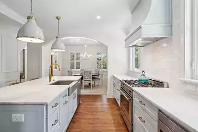 133 Mary Street, Mount Pleasant, SC 29464 - Photo 18