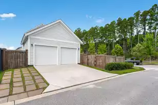 742 Myrtle Branch St, Summerville, SC 29486 - Photo 38
